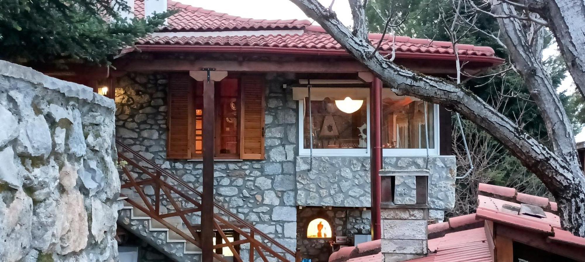 η θέα τhe View * Lílaia