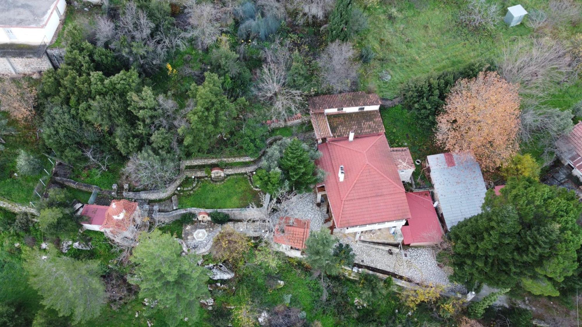 η θέα τhe View * Lílaia